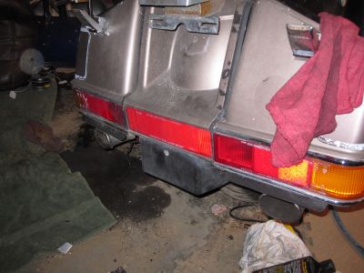 Aftermarket mudflap removed
Keywords: 1984;goldwing;gl1200