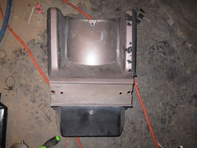 Rear fender splash guard
Keywords: 1984;goldwing;gl1200