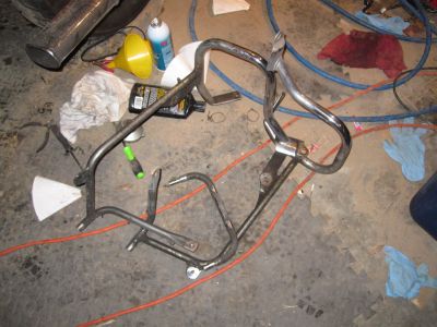 Saddlebag crash bar.  It's in three peices
Keywords: 1984;goldwing;gl1200;crash;bar;saddle;bag