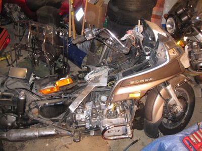 Start of night's work.
Keywords: 1984;goldwing;gl1200