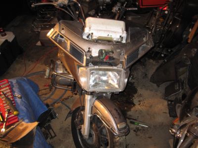 Start of night's work.
Keywords: 1984;goldwing;gl1200