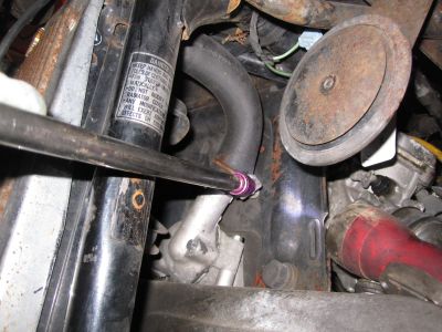 Unbolting radiator
Keywords: gl1200;goldwing;1984